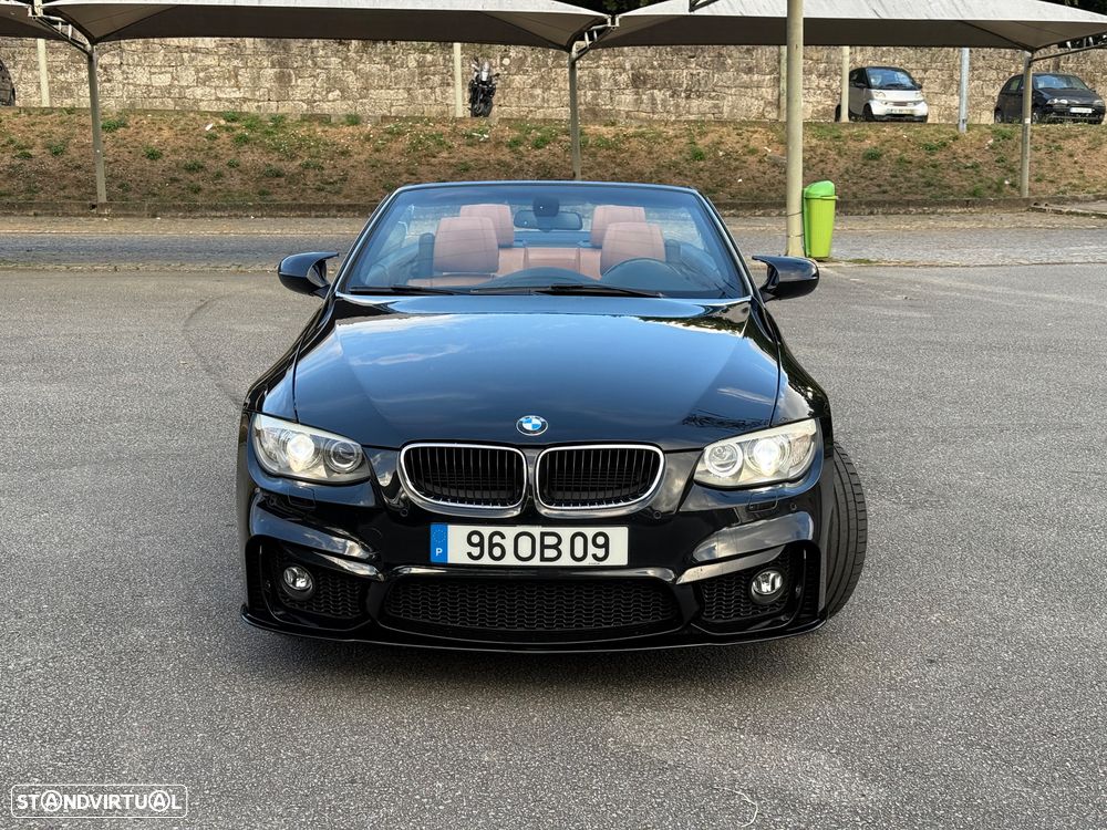 BMW 320 d xDrive M Sport Edition - 4