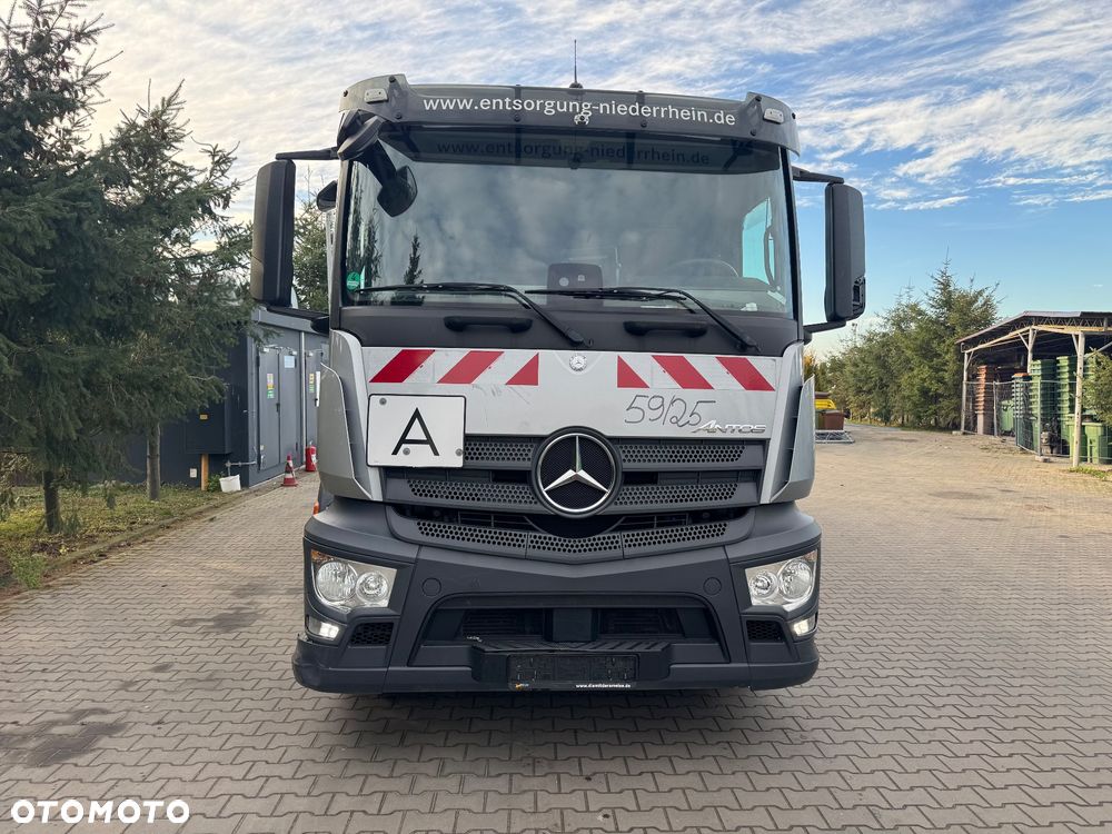 Mercedes-Benz Antos - 5