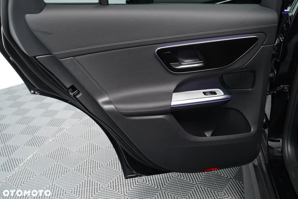 Mercedes-Benz GLC 220 d mHEV 4-Matic AMG Line - 9