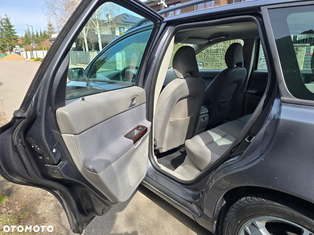 Volvo V50 2.0D Momentum - 15