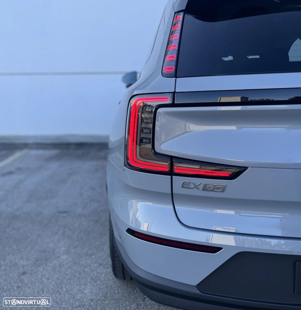 Volvo EX90 104 kWh Single Motor Core - 12