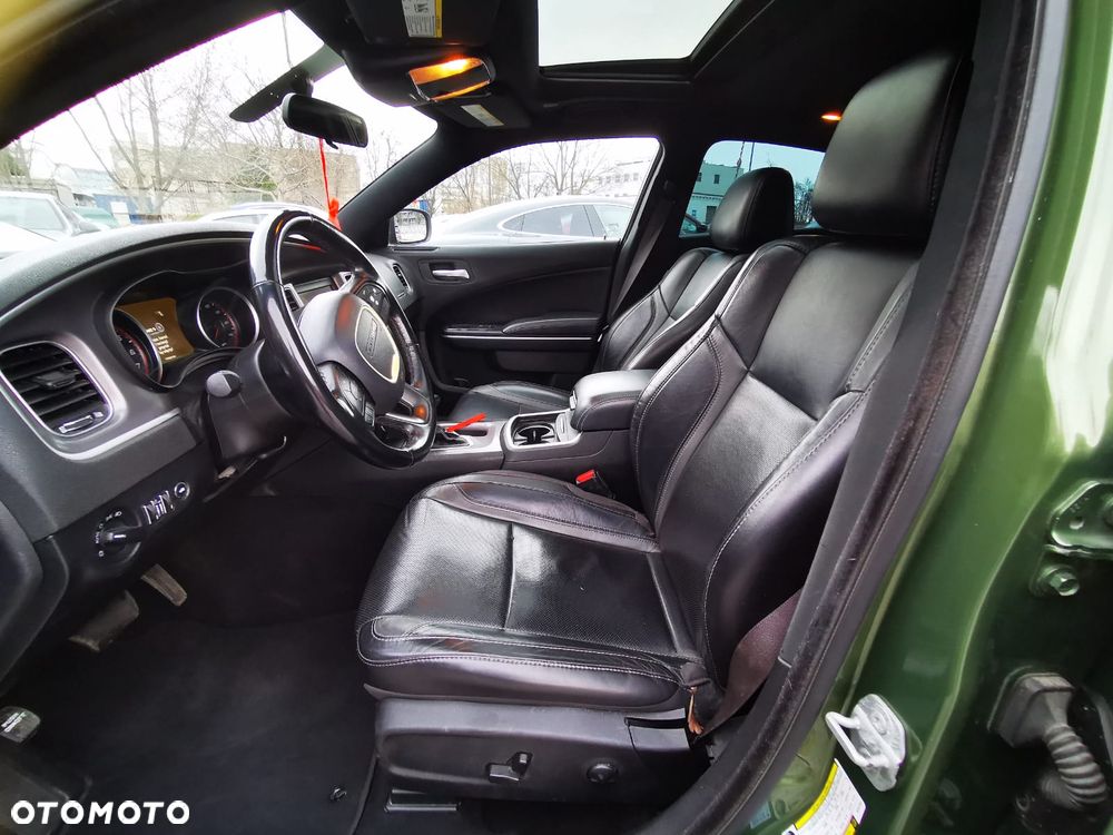 Dodge Charger 3.6 GT - 30