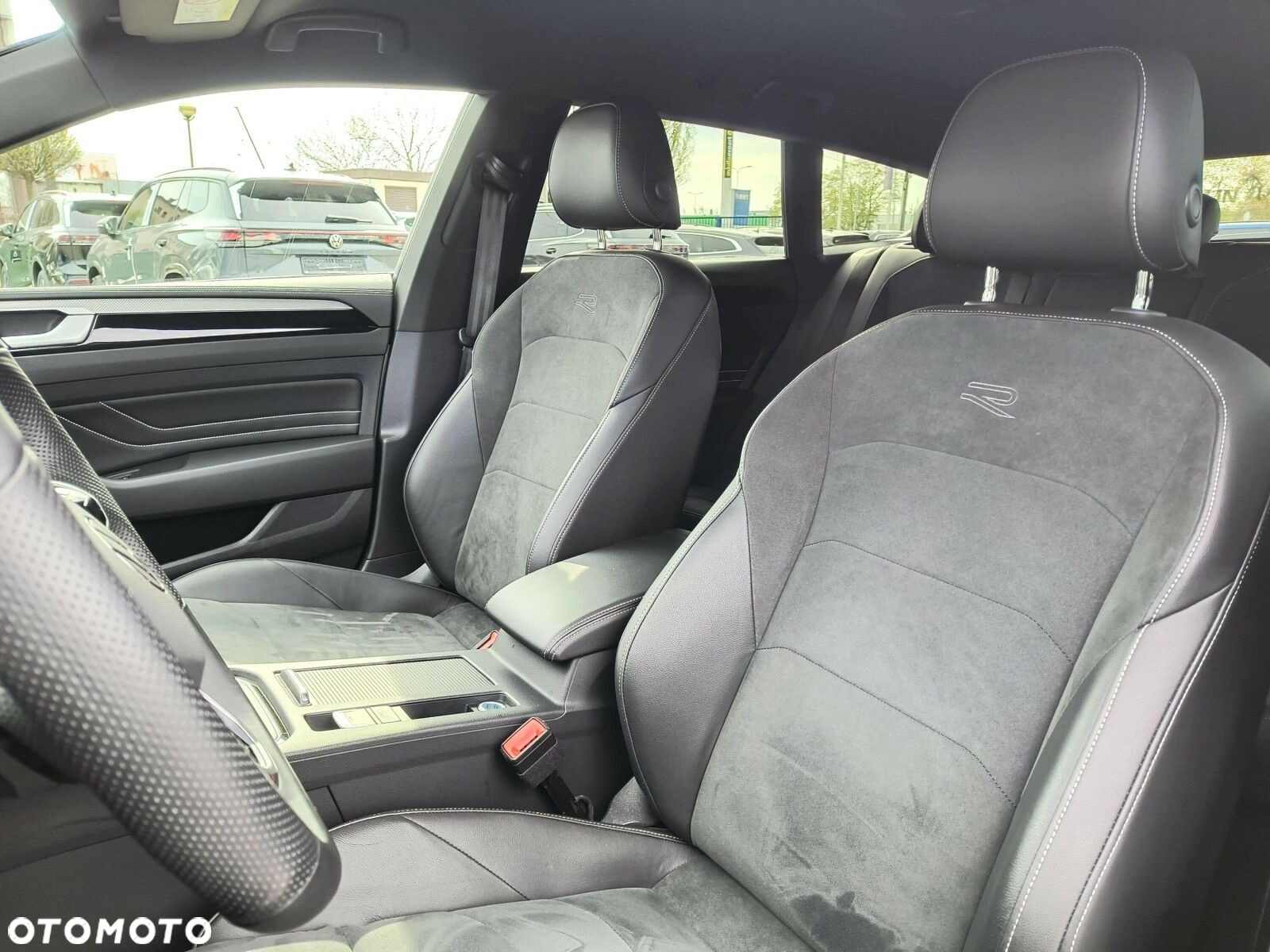 Volkswagen Arteon 2.0 TSI R-Line DSG - 11