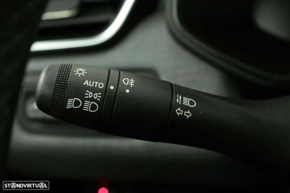 Renault Clio 1.0 TCe Evolution Bi-Fuel - 17