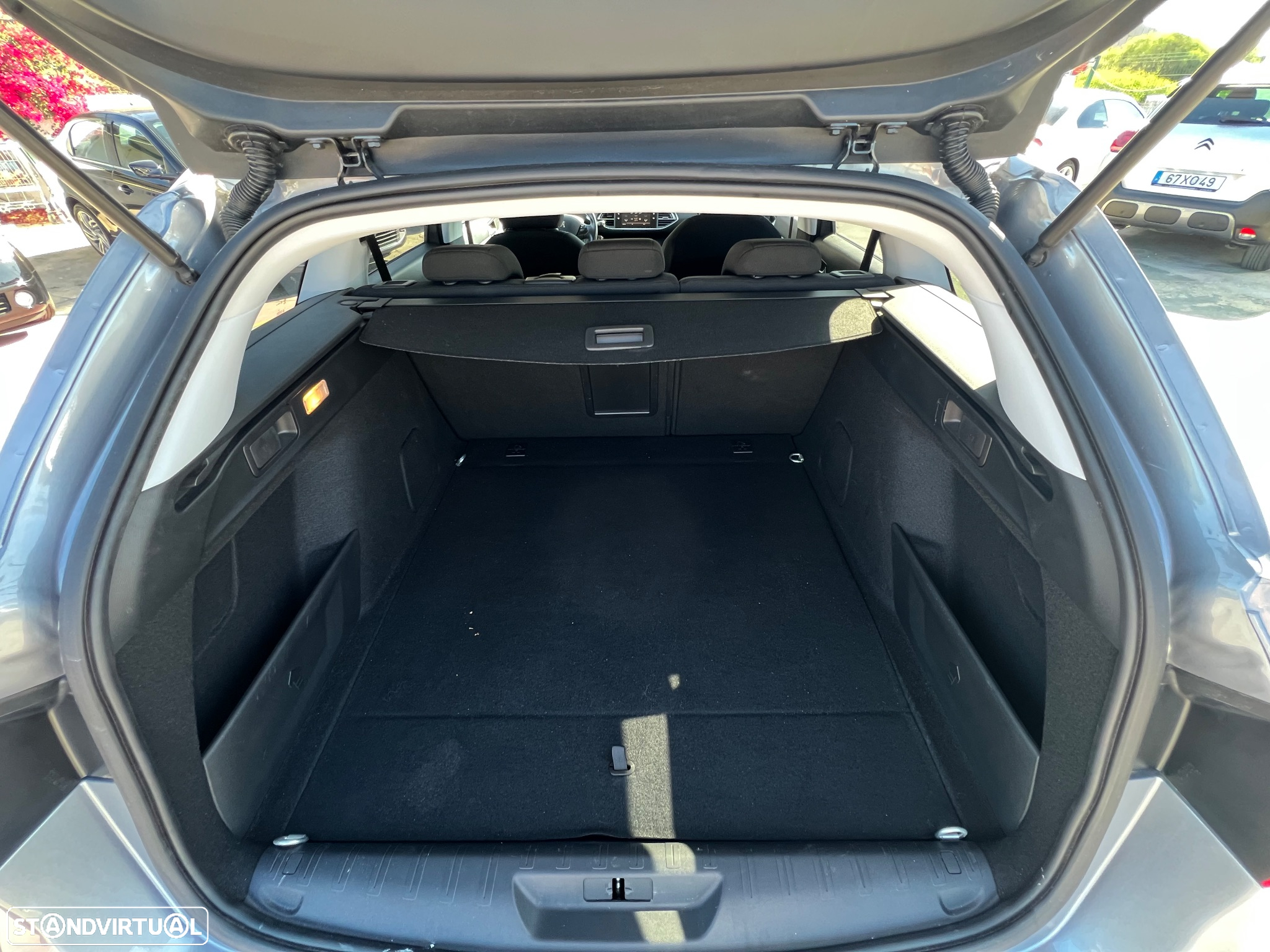 Peugeot 308 SW 1.5 BlueHDi Style - 12