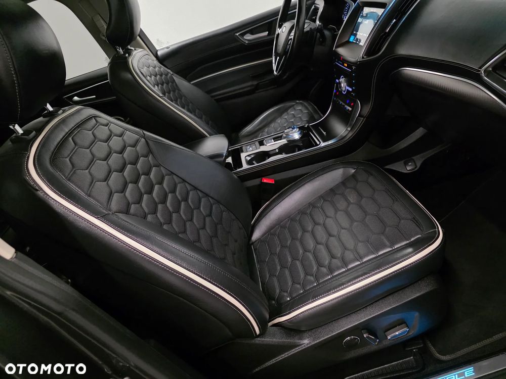 Ford Edge 2.0 EcoBlue Twin-Turbo 4WD Vignale - 17