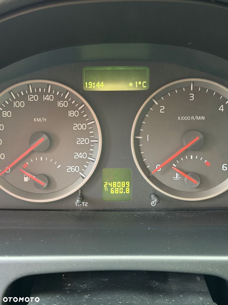 Volvo S40 2.0D - 14