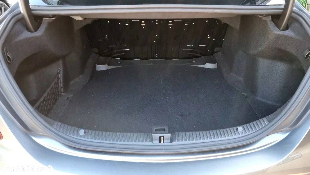 Mercedes-Benz Klasa C 220 d 4MATIC 9G-TRONIC - 14