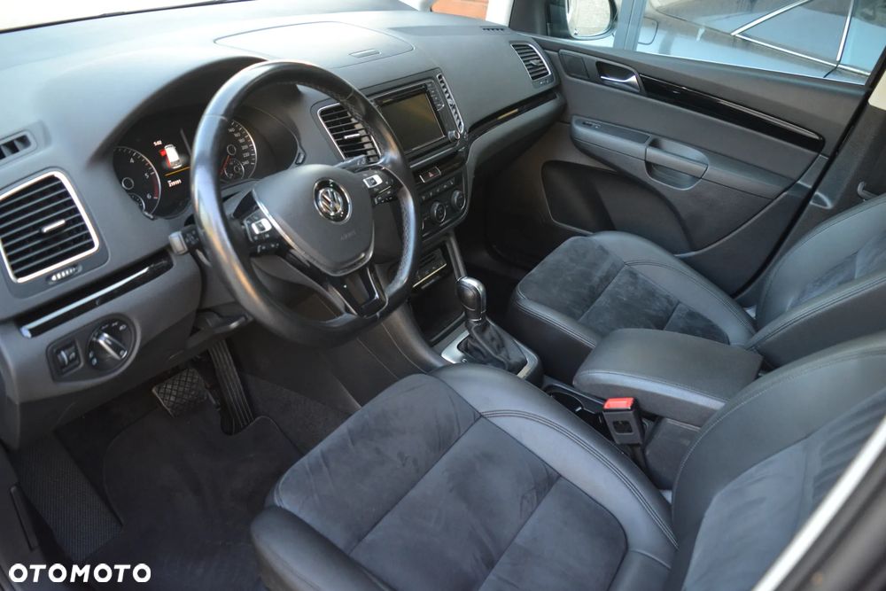 Volkswagen Sharan 2.0 TDI DSG Highline Black Style - 18