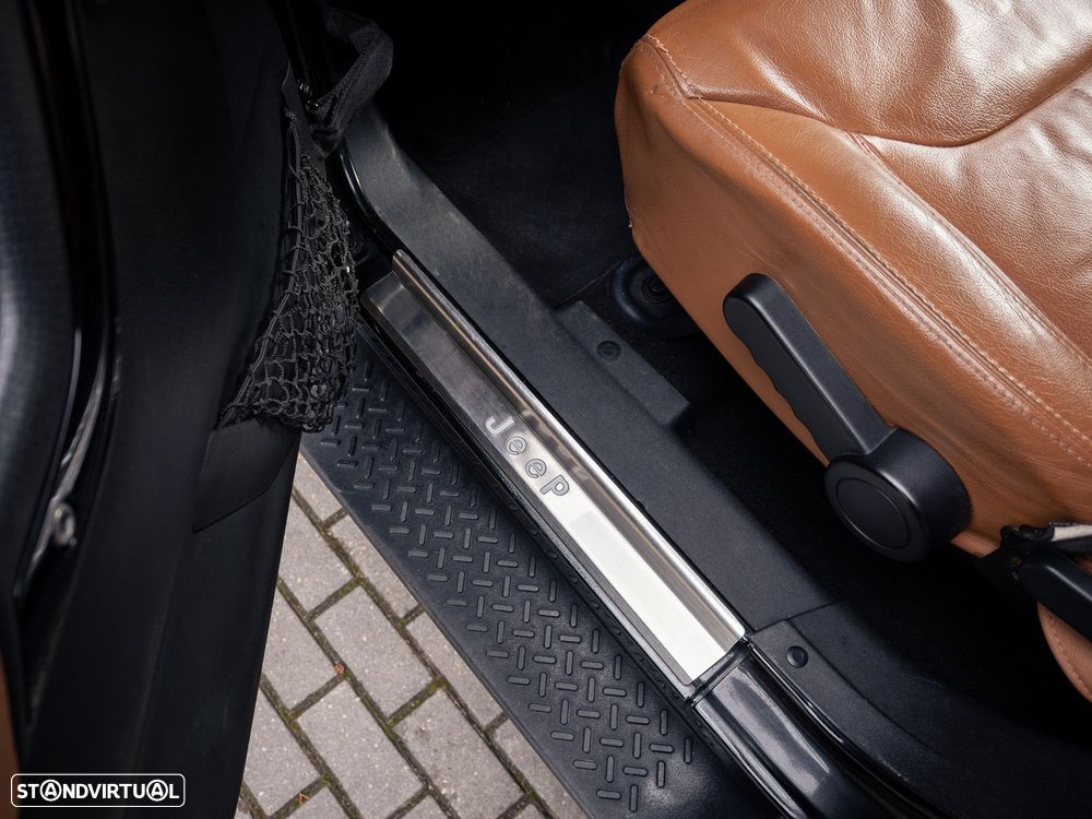 Jeep Wrangler Unlimited - 36