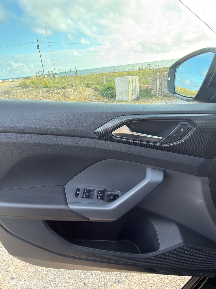 VW T-Cross 1.0 TSI - 9