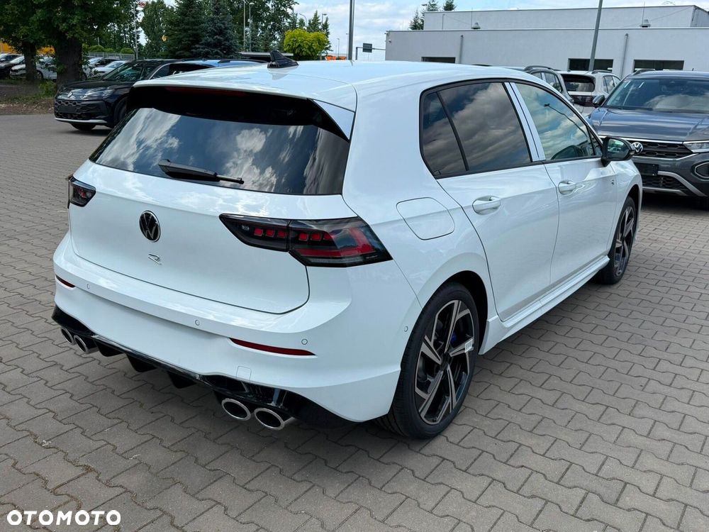 Volkswagen Golf - 3