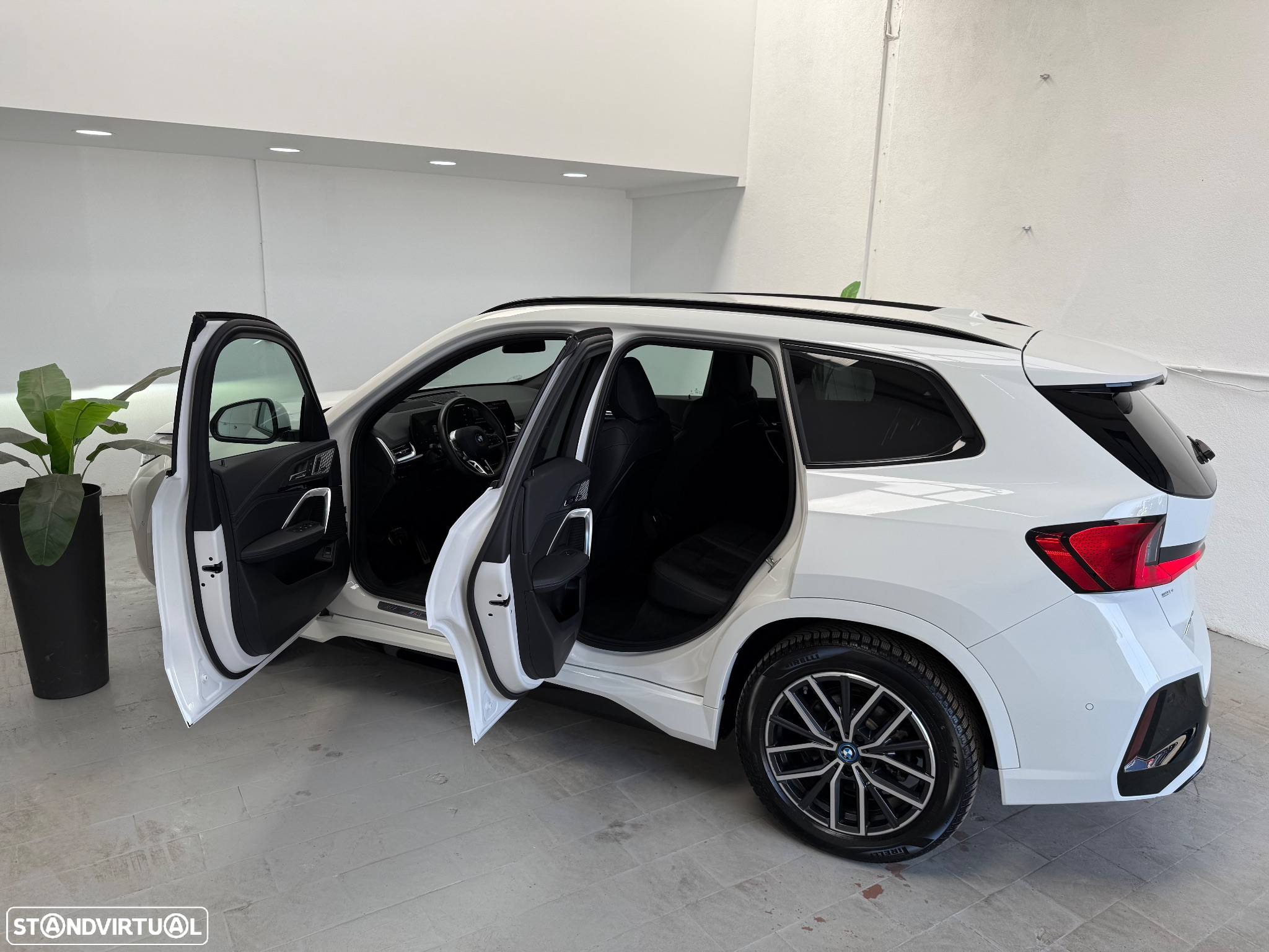 BMW iX1 xDrive30 Pack Desportivo M Pro - 6