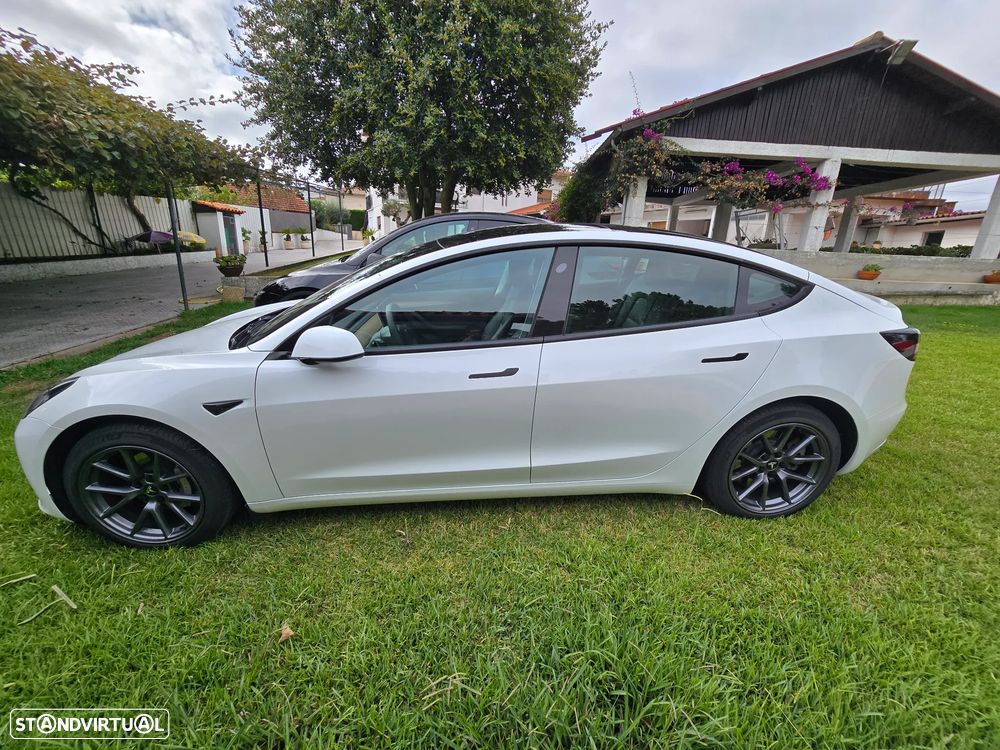 Tesla Model 3 Standard Range Plus RWD - 4