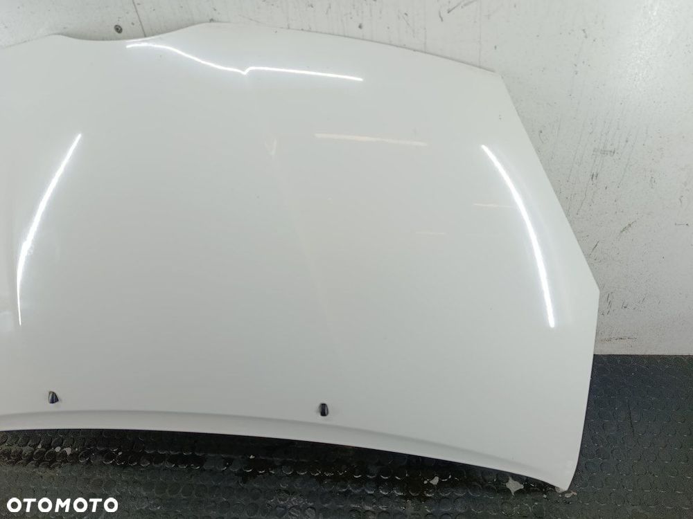 MASKA TOYOTA COROLLA VERSO II 040 - 4