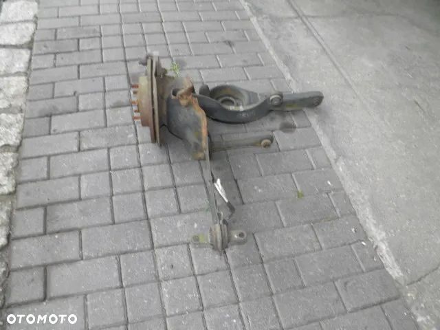 ZAWIESZENIE WAHACZ VOLVO C30 S40 V50 - 9