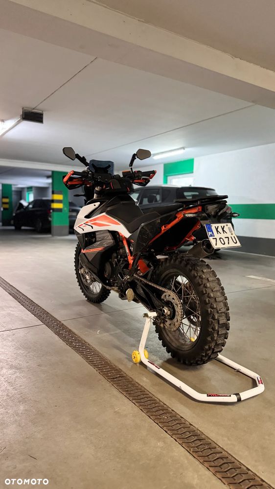 KTM Adventure - 5