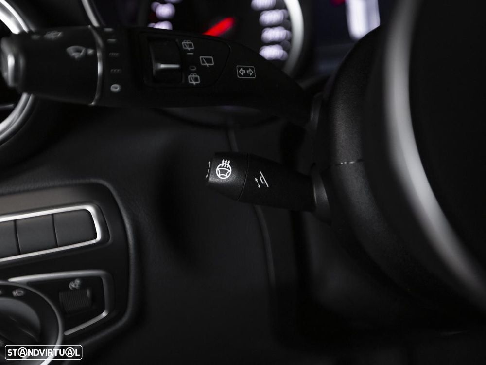 Mercedes-Benz C 300 de AMG Line - 16