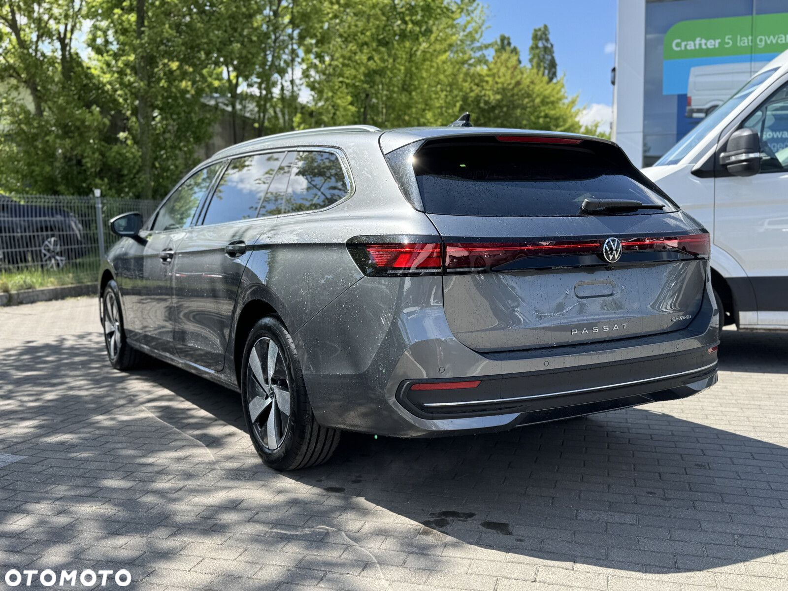 Volkswagen Passat - 19