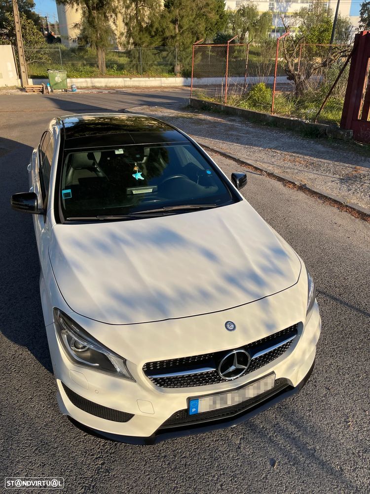 Mercedes-Benz CLA 220 d Shooting Brake AMG Line Aut. - 4