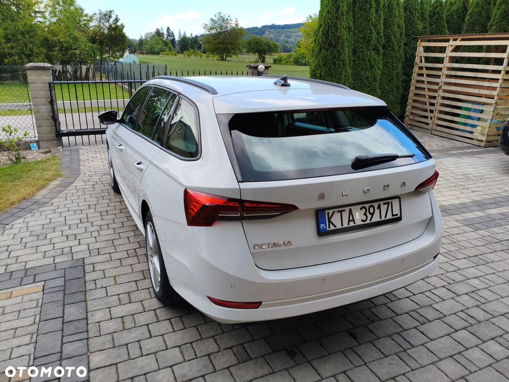 Skoda Octavia 2.0 TDI DSG Style - 6