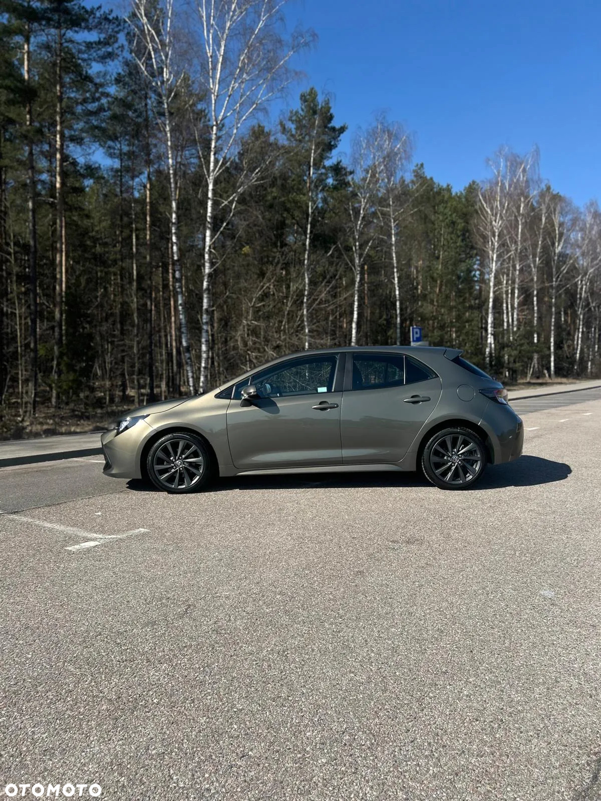 Toyota Corolla - 2