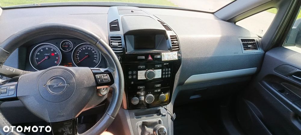 Opel Zafira 1.8 Essentia - 7