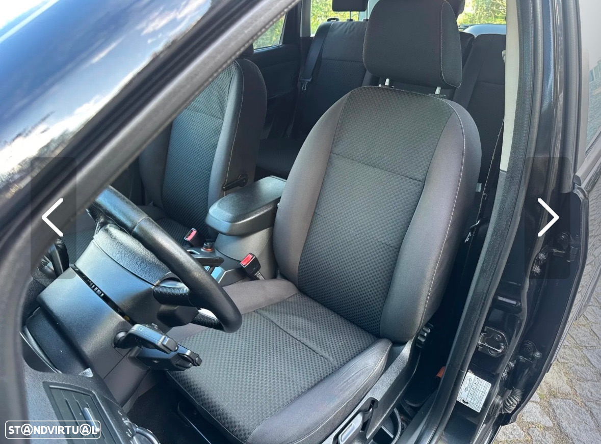 Ford C-Max 1.6 TDCi Titanium - 25