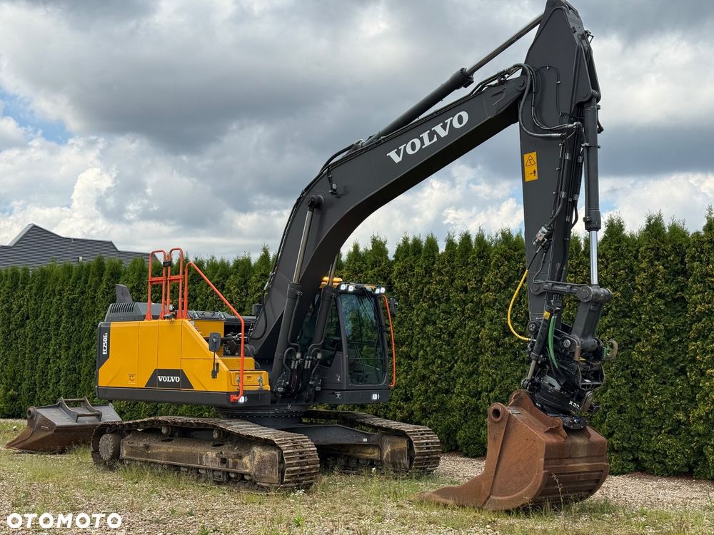 Volvo EC 250 EL - 7
