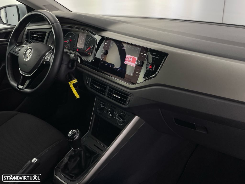 VW Polo 1.0 TSI Confortline - 24