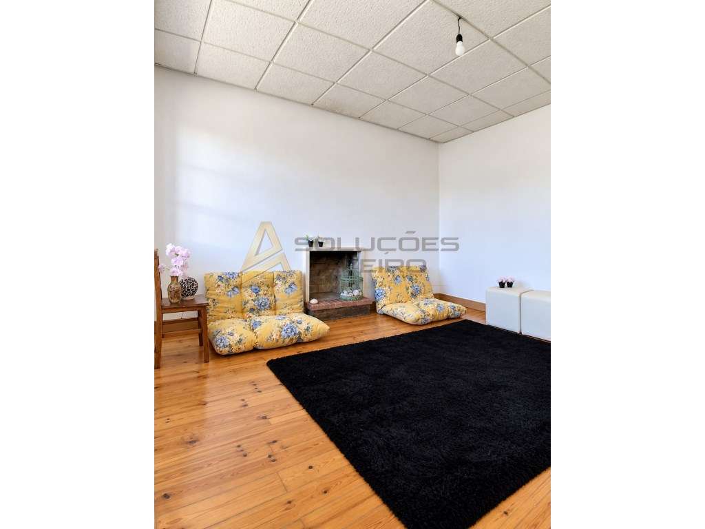 Apartamento T3 com Terraço e Garagem no Centro de Águeda - Grande imagem: 2/17