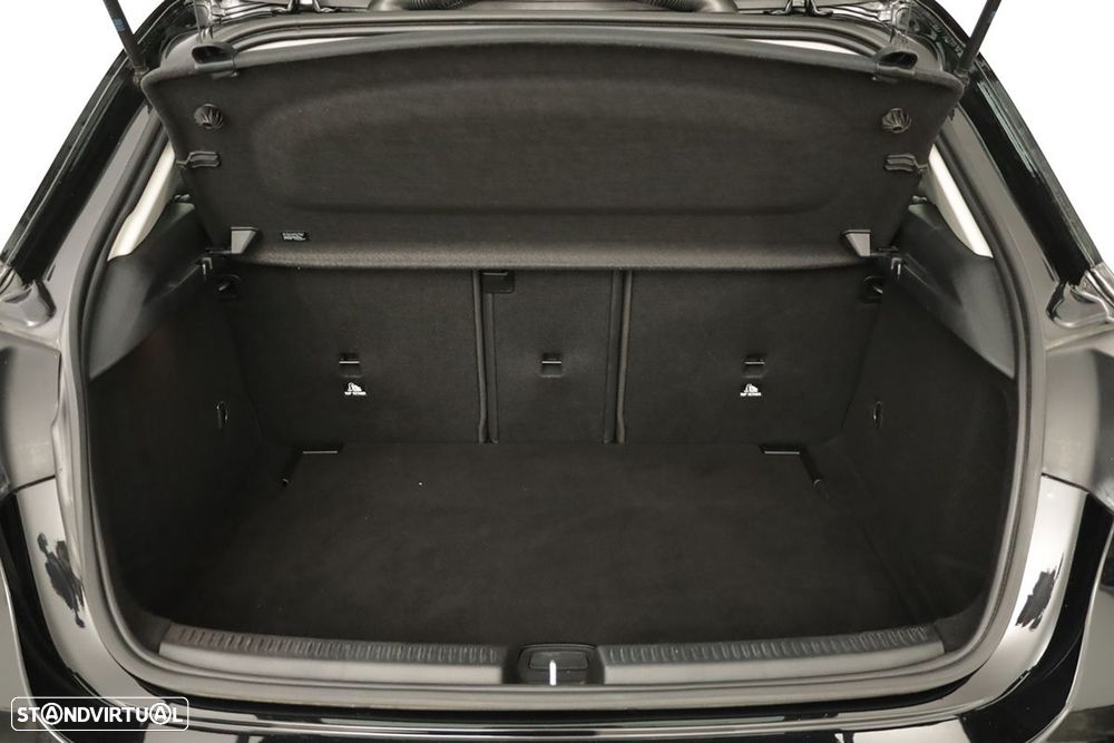 Mercedes-Benz A 200 Standard - 23
