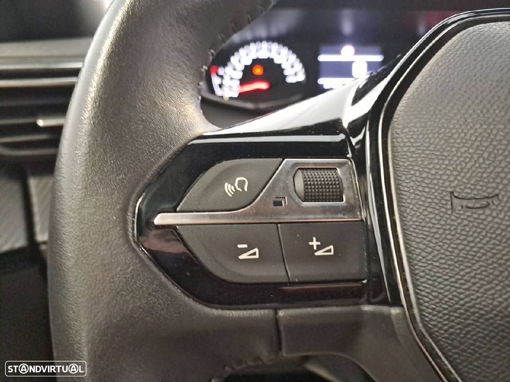 Peugeot 2008 1.2 PureTech Active - 15