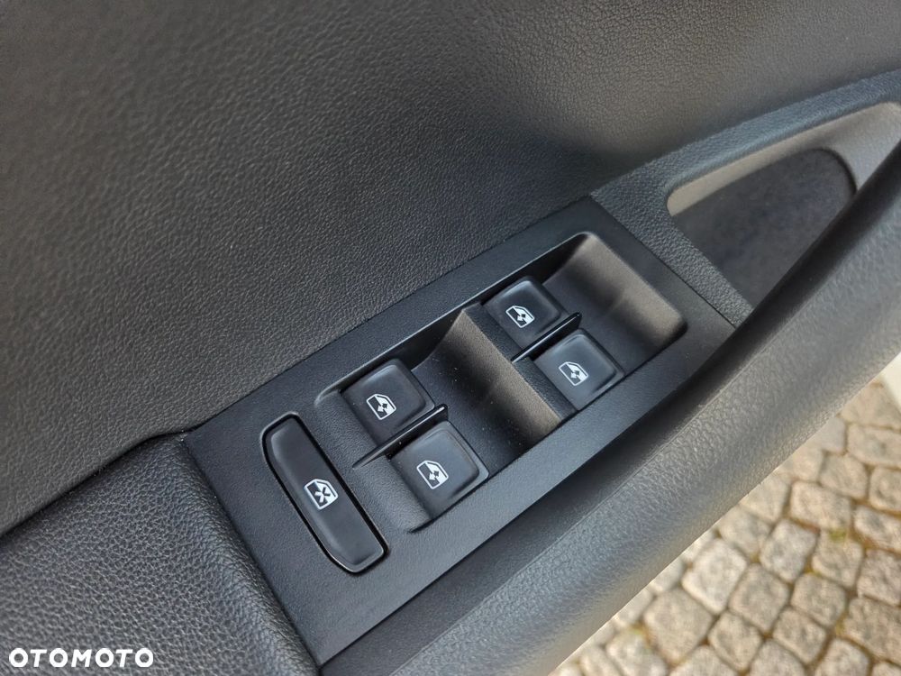 Skoda Octavia 1.6 TDI Ambition - 20