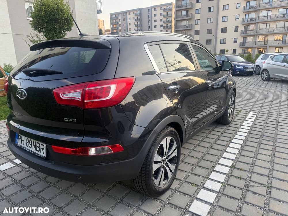Kia Sportage 2.0 CRDI 4WD Automatik Spirit - 4