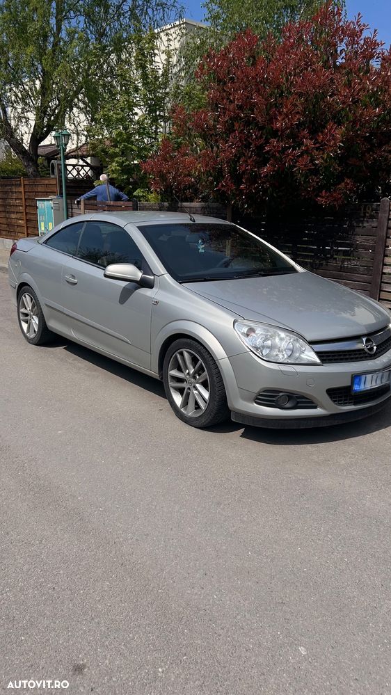 Opel Astra - 4