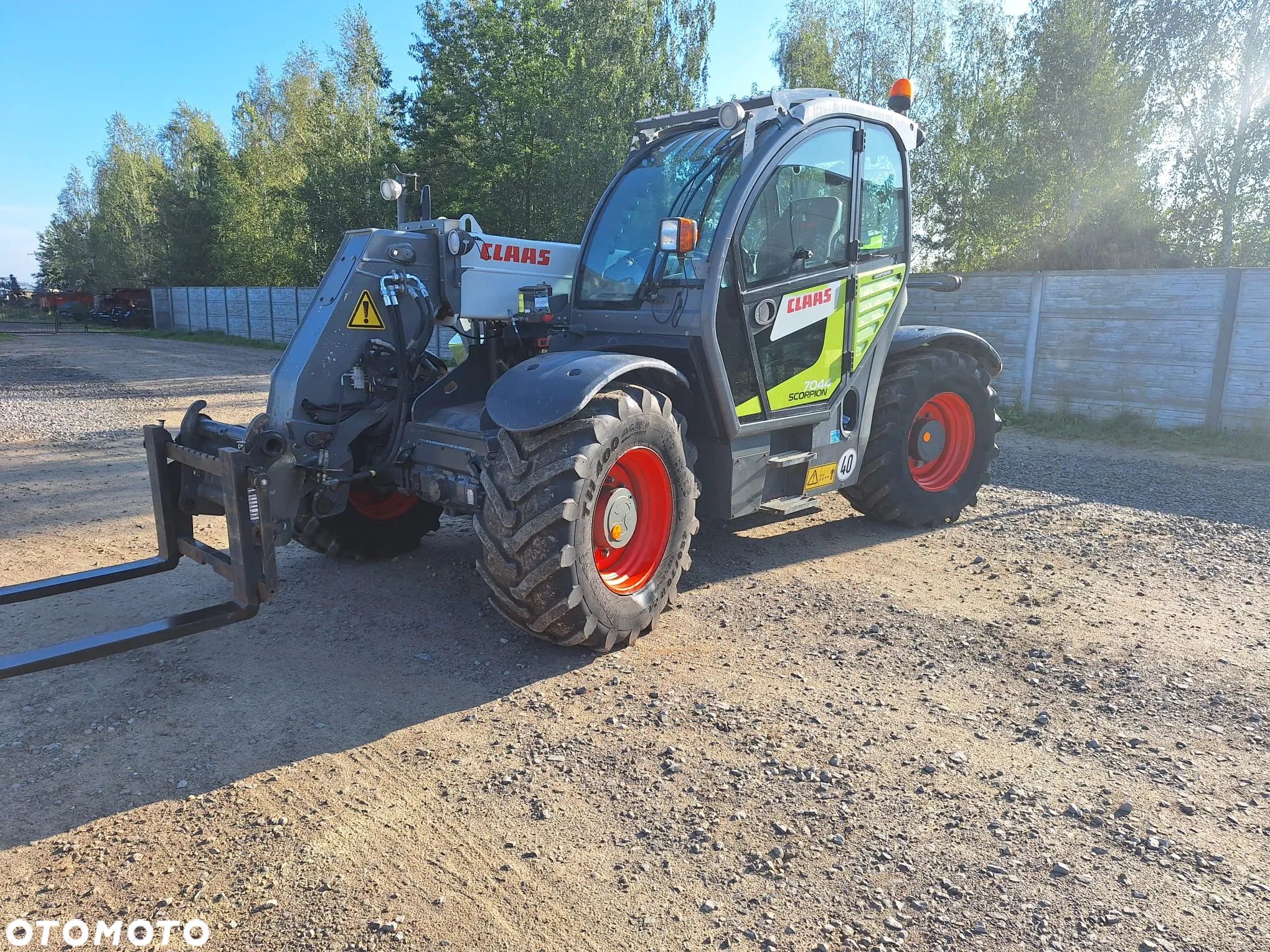 Claas Skorpion 7044 - 1
