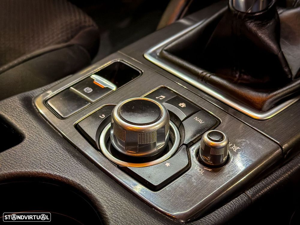 Mazda CX-5 2.2 D Essence - 25