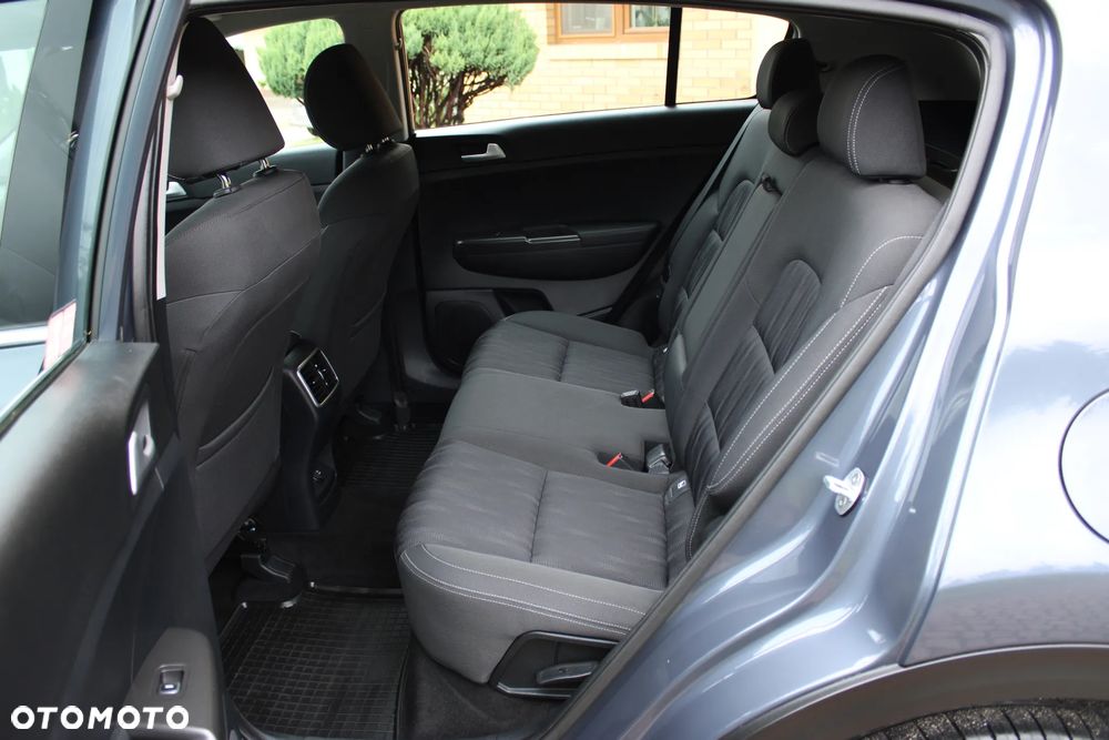 Kia Sportage 1.6 GDI M 2WD - 19