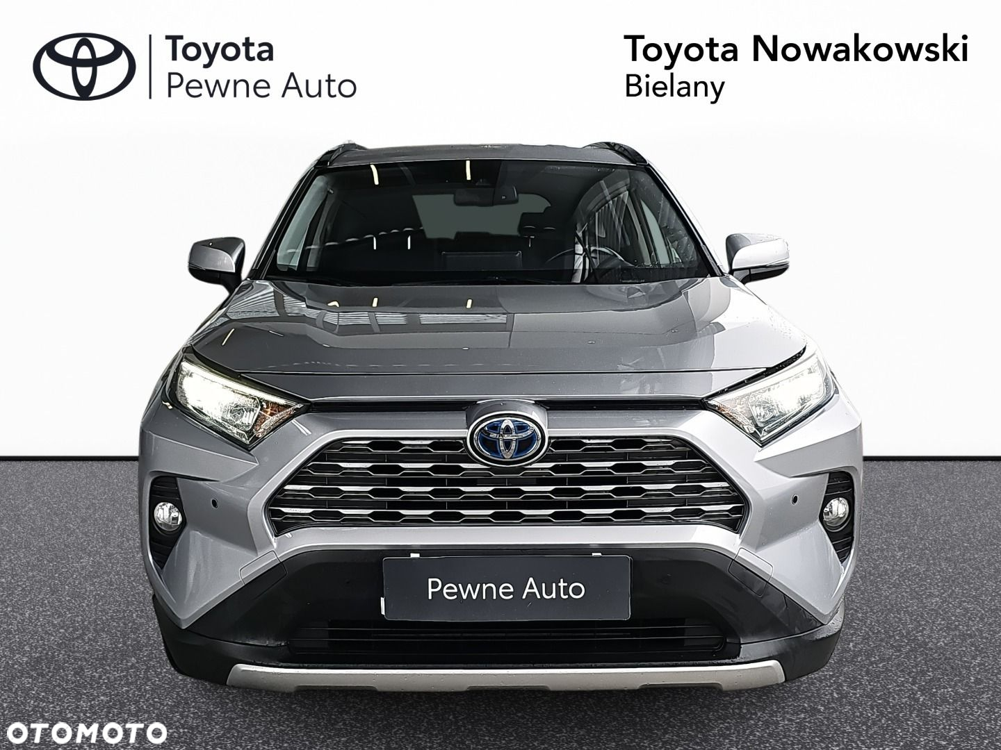 Toyota RAV4 - 6