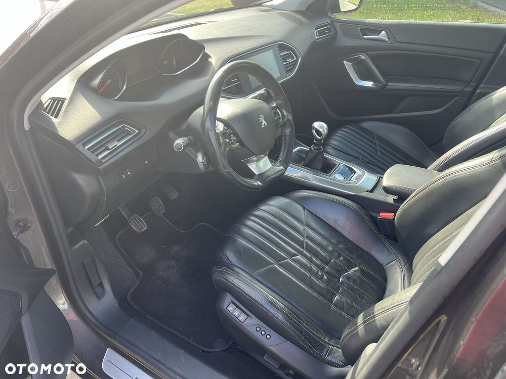 Peugeot 308 - 5