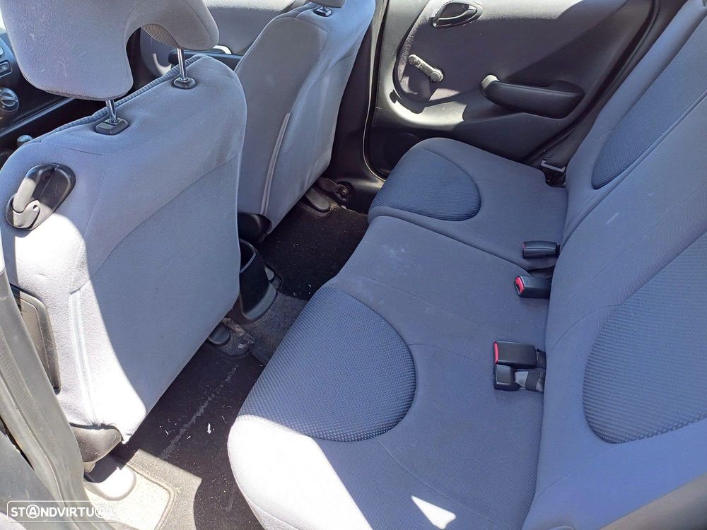 Honda Jazz 1.2 LS AC - 9