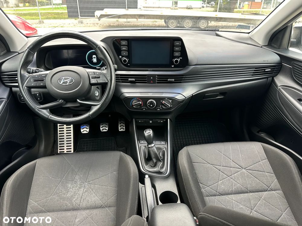 Hyundai Bayon - 12