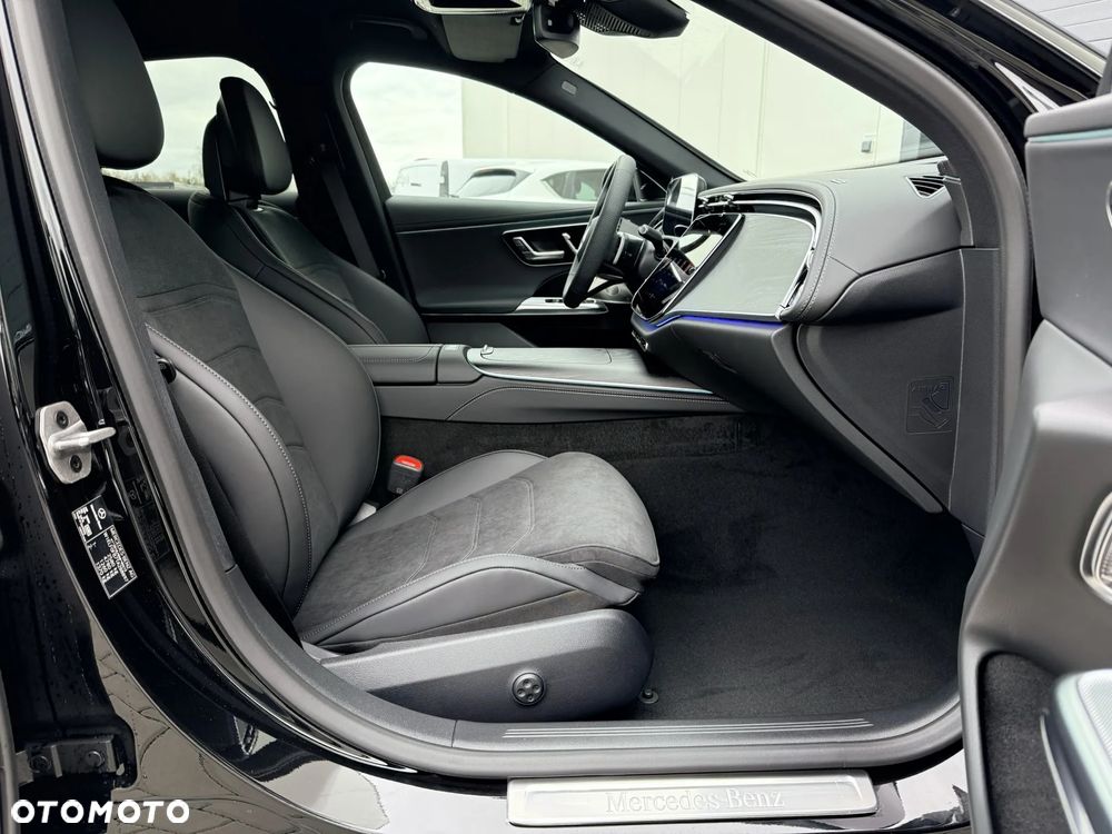 Mercedes-Benz Klasa E - 28