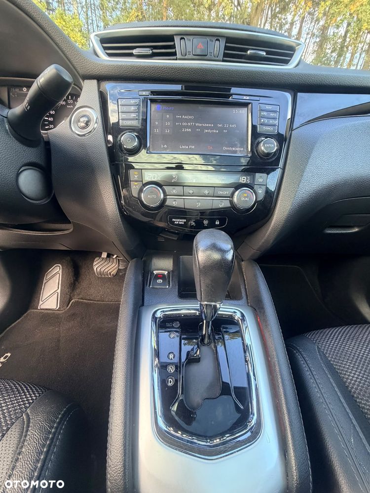 Nissan Qashqai 1.6 Tekna CVT - 5