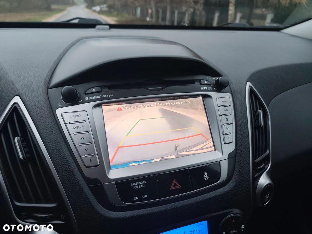 Hyundai ix35 2.0 CRDi 4WD Automatik Premium - 16