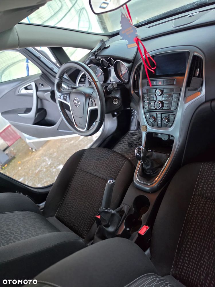 Opel Astra 1.6 - 13