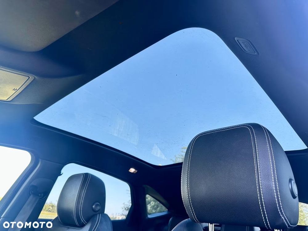 Jaguar E-Pace P200 AWD R-Dynamic - 13