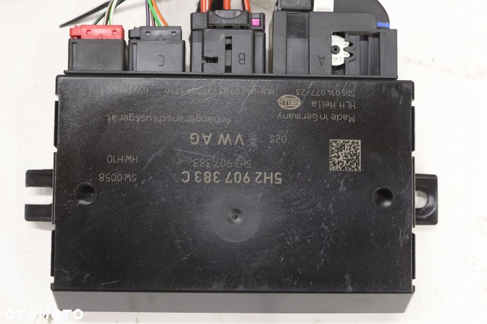 VW Passat B8 lift hak holowniczy 3G9803881C - 3