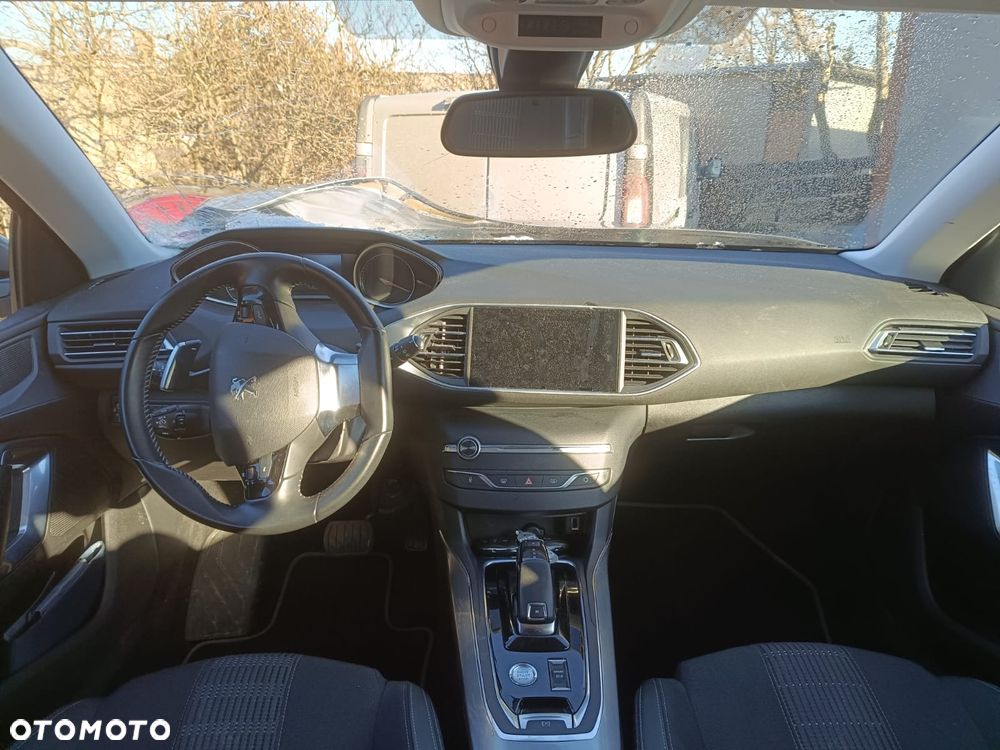 Peugeot 308 BlueHDi 120 EAT6 Stop & Start Business-Line - 3